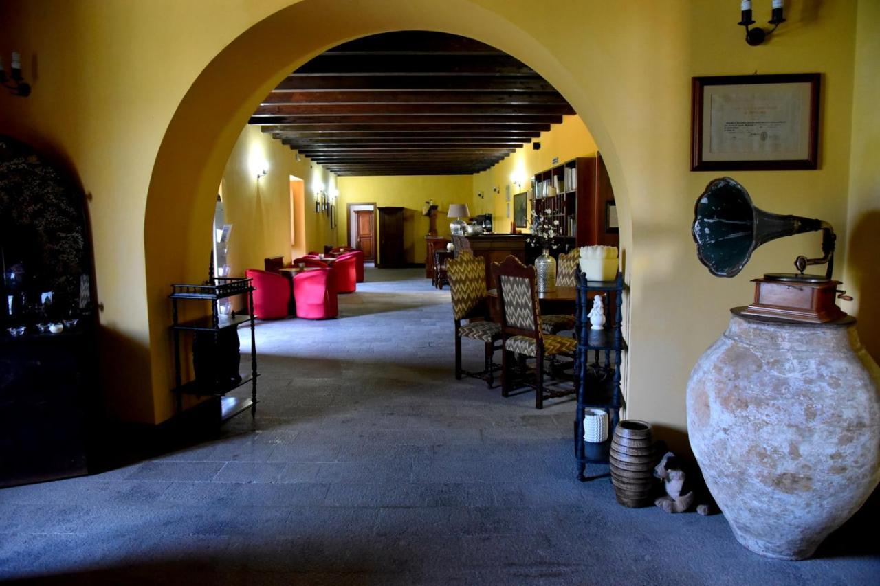 Il Castello Dei Principi Sanseverino Viggianello Eksteriør billede