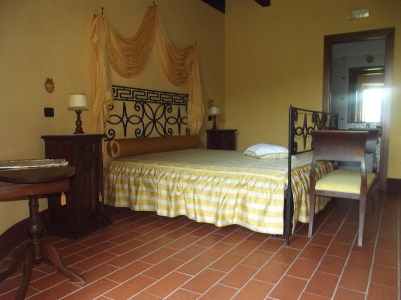 Il Castello Dei Principi Sanseverino Viggianello Eksteriør billede